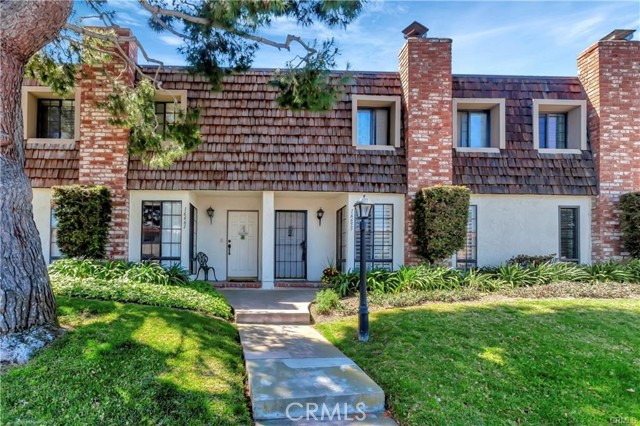 Property photo of 16655 Algonquin