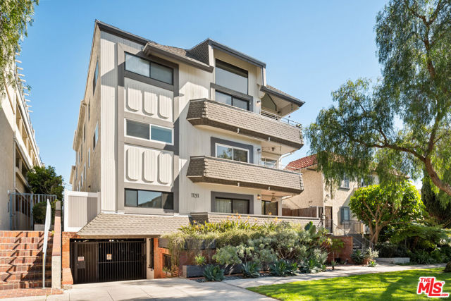 Property photo of 1131 12th ST