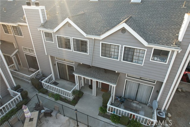 Property photo of 1220 S Mayflower AV