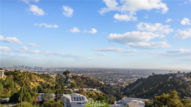 Property photo of 8000 Oceanus DR