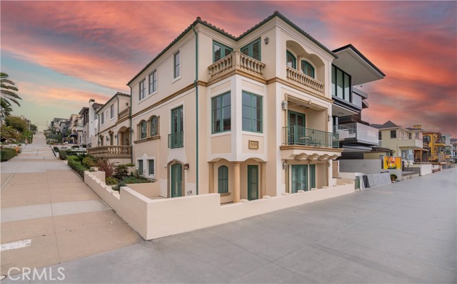 Property photo of 2420 The Strand