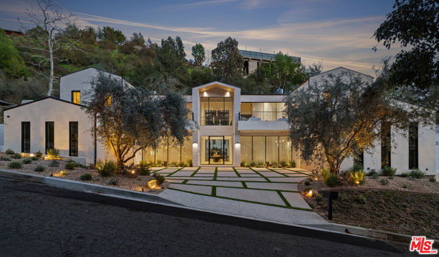 Property photo of 10950 Verano RD