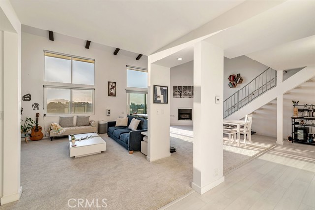 Property photo of 2385 Roscomare RD