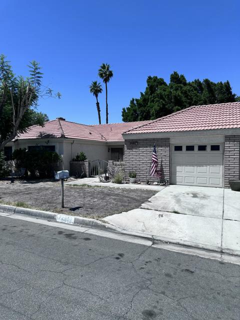 Property photo of 72950 Amber ST
