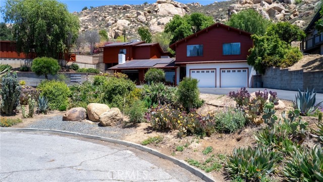 Property photo of 4899 Glenwood Drive