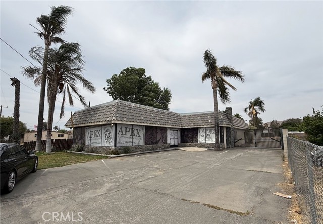 Property photo of 10051 Mission BL