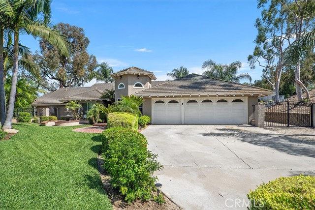 Property photo of 5590 Calle Vista Linda