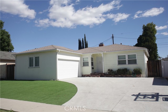 Property photo of 9012 Gladbeck AV