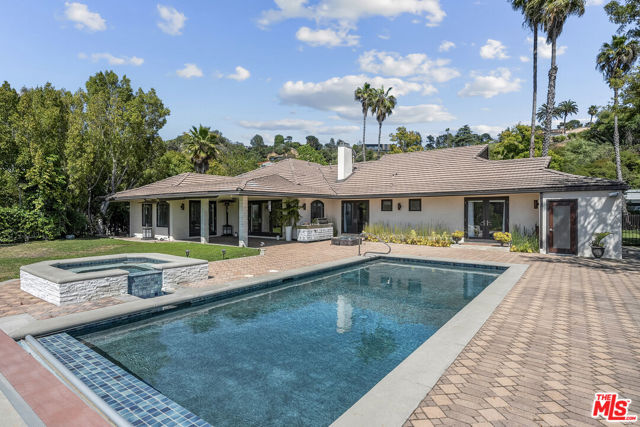 Photo of 405 Evelyn Pl