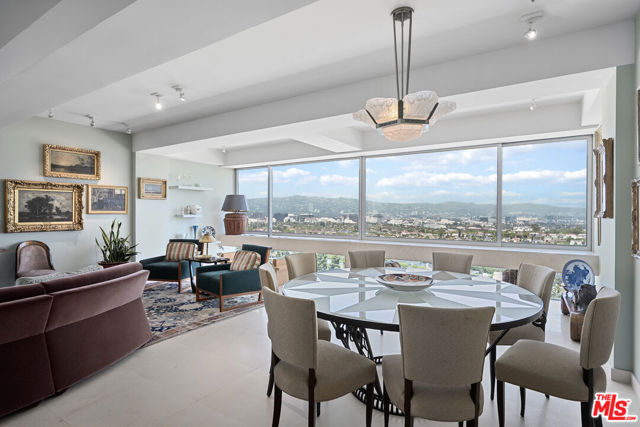 Property photo of 2222 Avenue Of The Stars