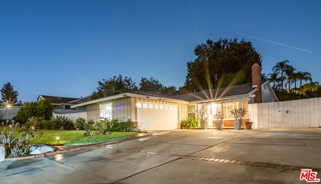 Photo of 15335 Rolling Ridge Dr