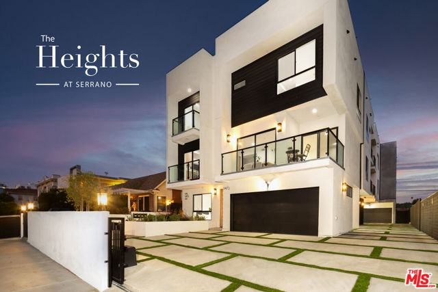 Property photo of 542 N Serrano AV