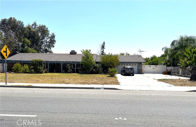 Property photo of 1061 N Perris BL