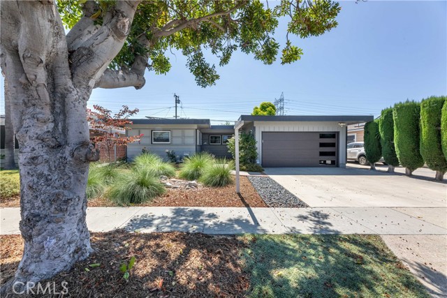 Property photo of 2054 Pattiz AV