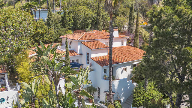 Property photo of 8855 St Ives DR