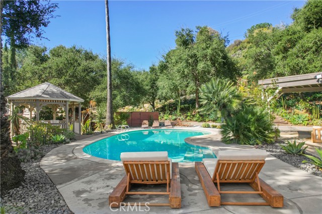 Property photo of 24537 Dry Canyon Cold Creek RD