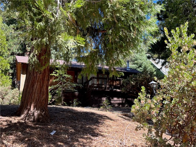 Property photo of 6020 Lake DR