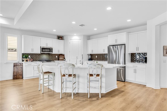 Property photo of 32167 Goldback
