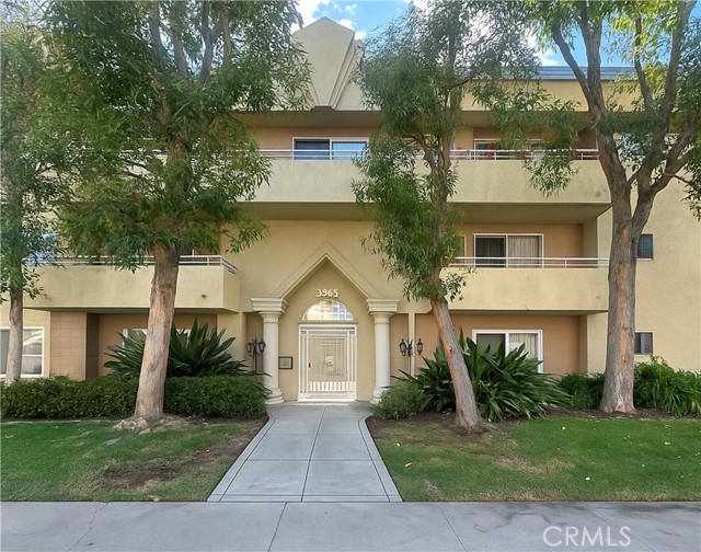 Property photo of 4358 Mammoth AV