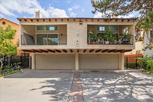 Property photo of 308 1/2 Commonwealth AV