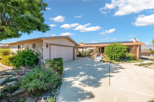 Property photo of 43678 Pioneer