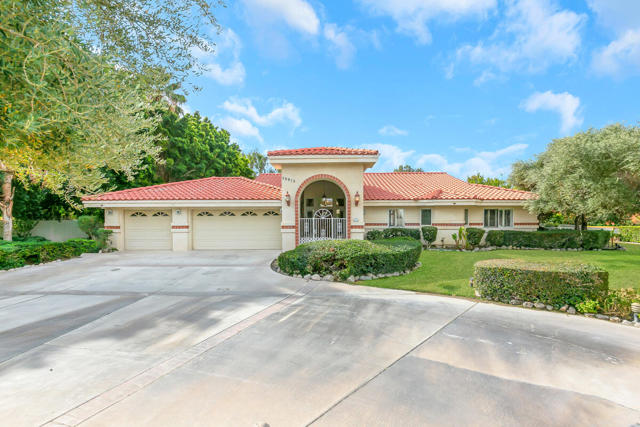 Property photo of 79915 Bermuda Dunes DR