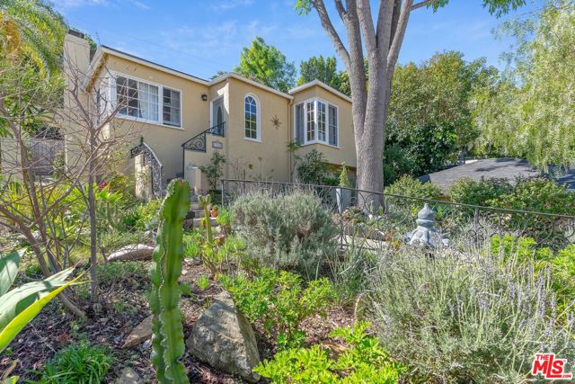 Property photo of 11316 Sunshine TE