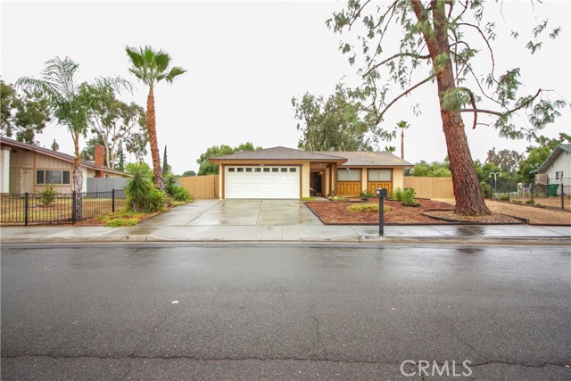 Photo of 22813 Vought