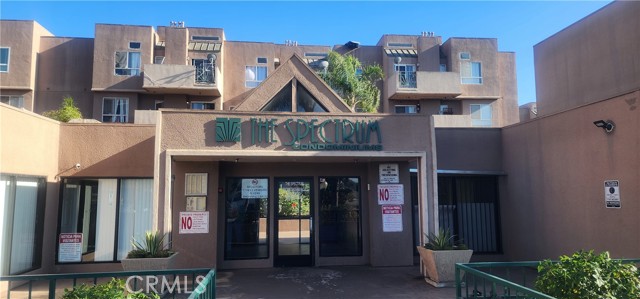 Property photo of 450 E 4th ST