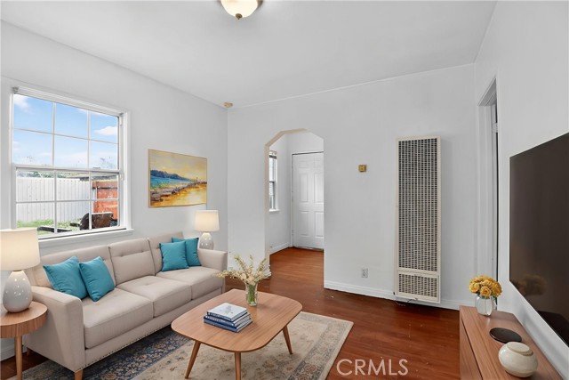 Property photo of 253 E Louise