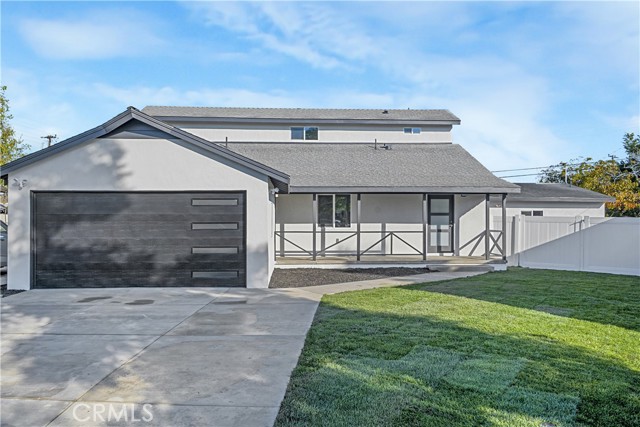 Property photo of 320 S Redwood