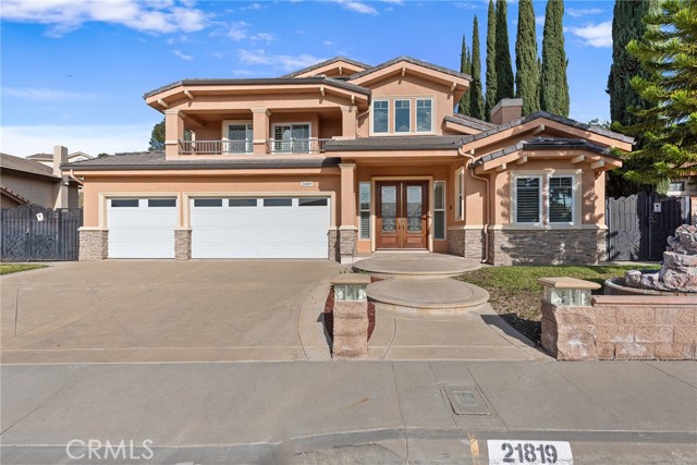 Property photo of 21819 E Chestnut CT