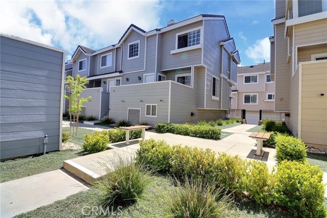 Property photo of 2800 Plaza Del Amo