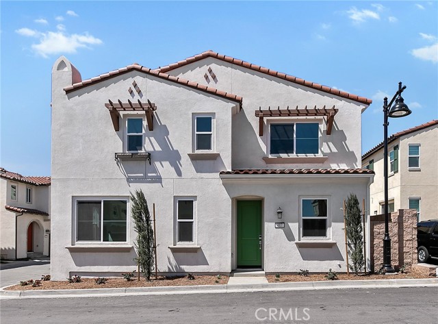 Property photo of 487 Meyer PL