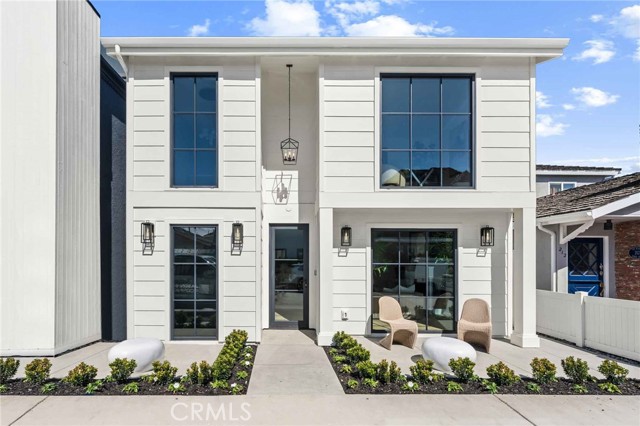 Property photo of 214 Abalone AV