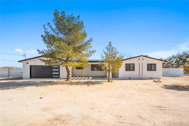 Property photo of 6595 Desert Knoll AV