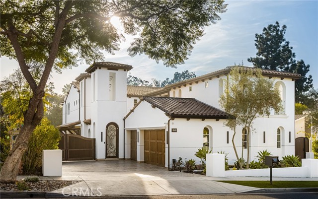 Photo of 375 Santa Isabel Av