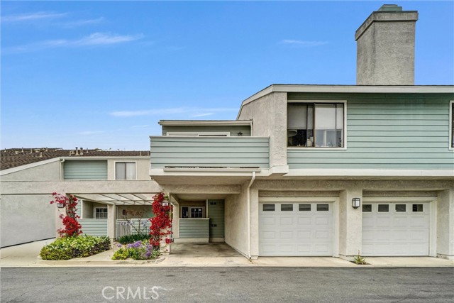 Property photo of 401 Deerfield AV