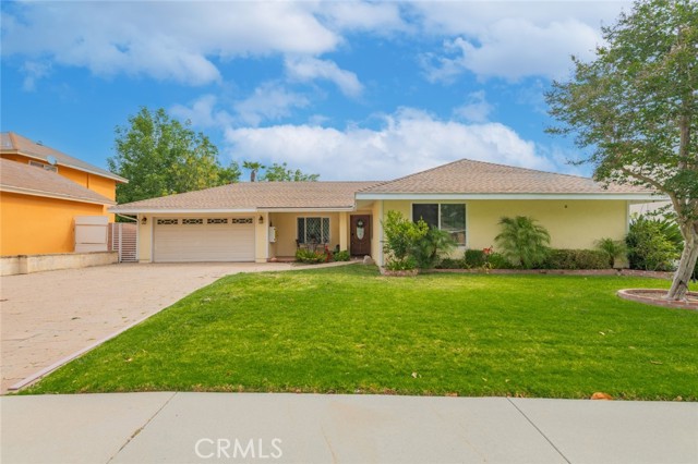 Property photo of 15153 Ashwood LN
