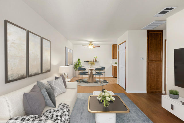 Property photo of 2809 N Los Felices CR