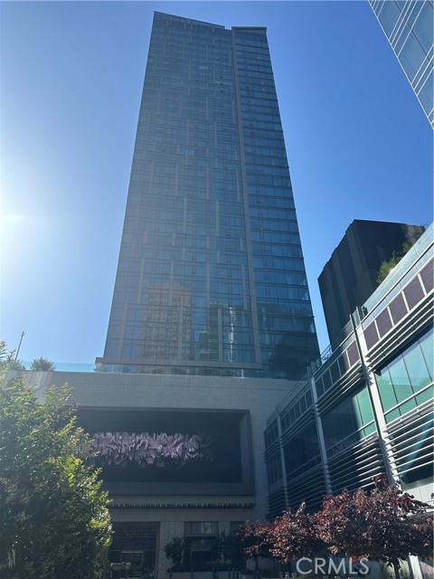 Property photo of 889 Francisco ST
