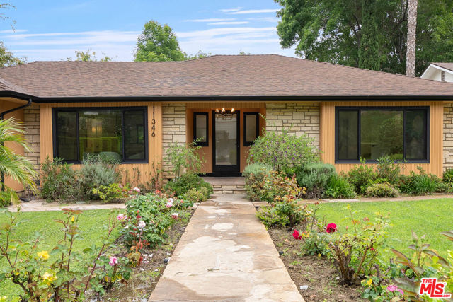 Property photo of 11346 Thurston PL