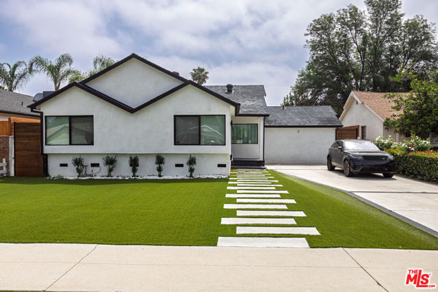 Property photo of 6610 Farralone AV