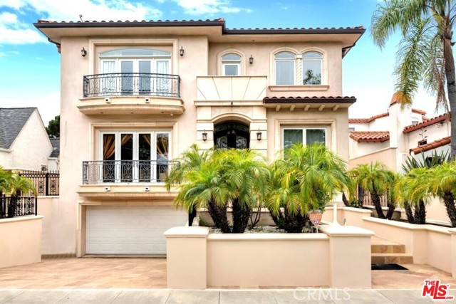 Property photo of 10517 Blythe AV