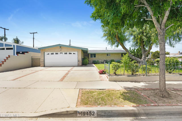Property photo of 19452 Cedarcreek ST