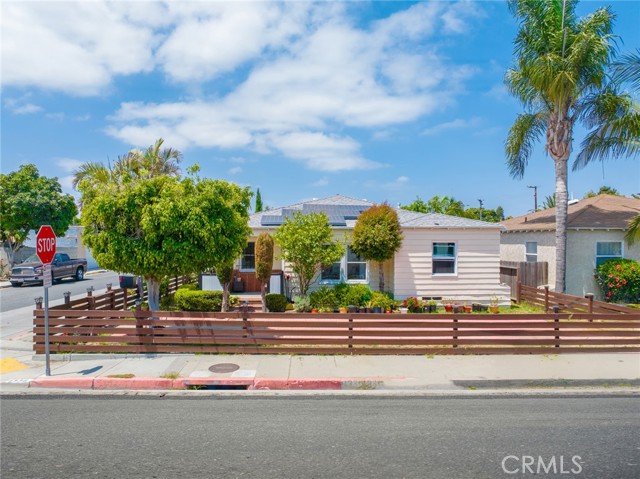 Property photo of 1335 W Burnett ST