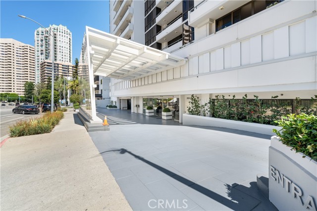 Property photo of 10660 Wilshire BL