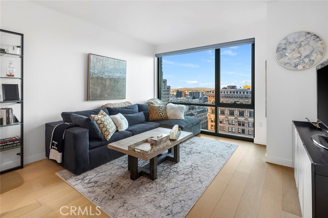 Property photo of 400 S Broadway