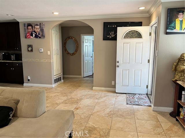 Property photo of 7173 Monroe AV