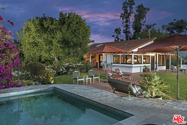 Property photo of 22068 Topanga School RD